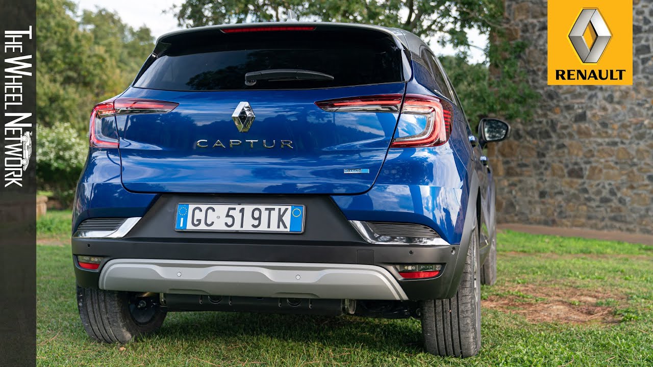2021 Renault Captur E-Tech Plug-in Hybrid | Iron Blue | Driving, Interior, Exterior