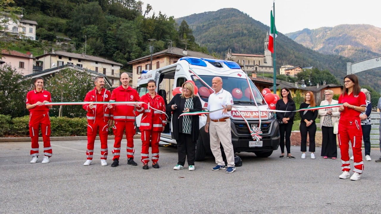Lenna, inaugurata la nuova ambulanza della Croce Rossa