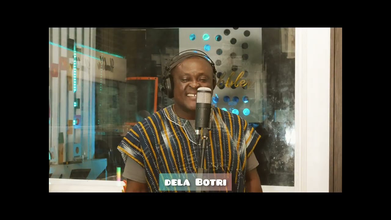 Dela Botri live performance at Gomez Beatx 2025 ft the Atenteben Bamboo flute from Ghana.