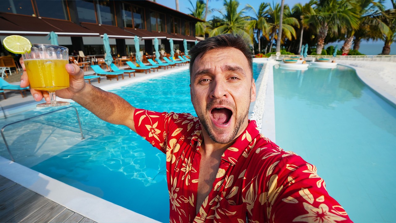 Jak Vypadá BĚŽNÝ 5* RESORT na MALEDIVÁCH?