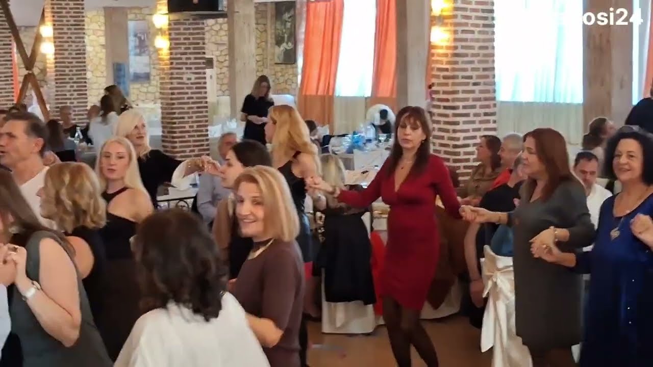 Γλέντι του Λυκείου Ελληνίδων Χαλκίδας με τα Μπρατιμια 