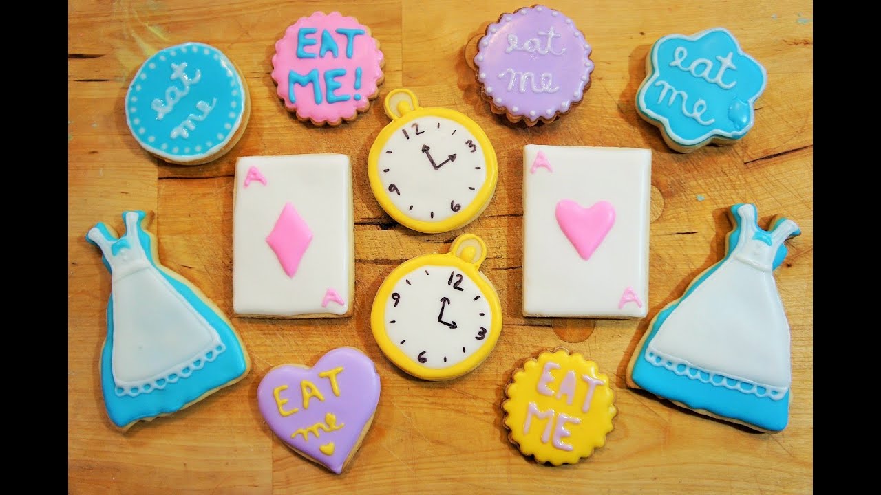 GALLETAS DE ALICIA EN EL PAIS DE LAS MARAVILLAS - BAKING DAY