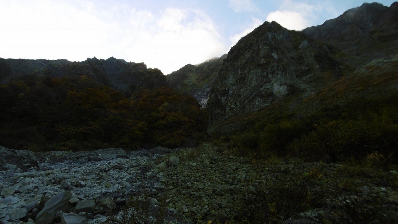 大山登山 無雪期天狗沢敗退 2023.10.25