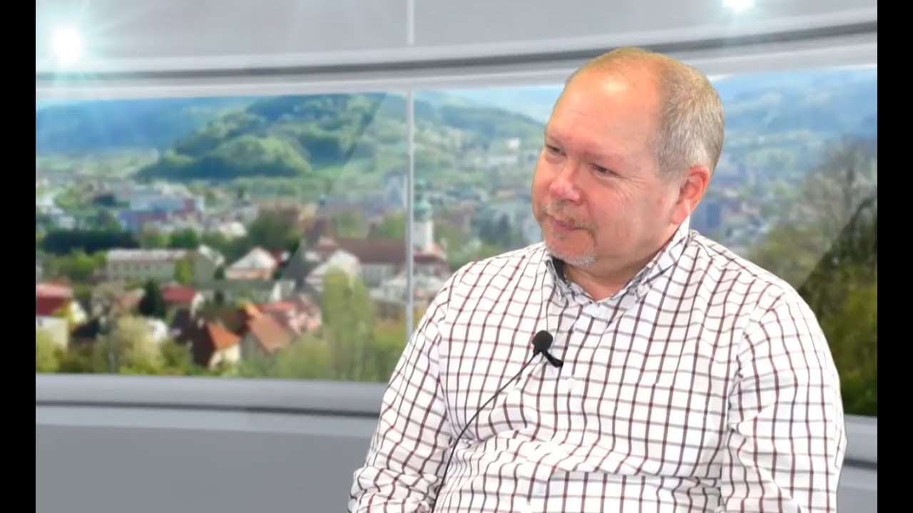 Tanečník odzemku nesmí být zženštilý, musí mít výrazně mužský projev...