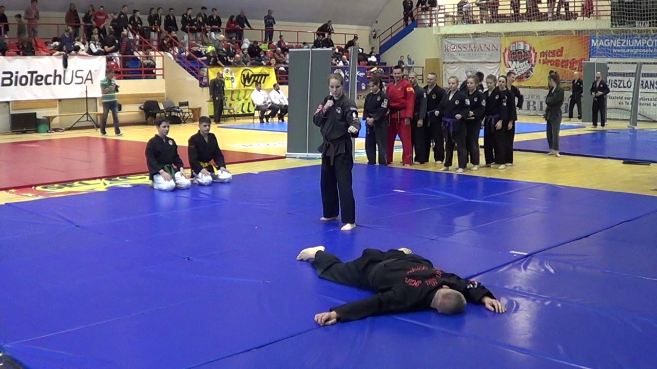 &Ouml;nv&eacute;delem ZBK Kempo Ifi- Felnőtt OB, Krepsz Fanni