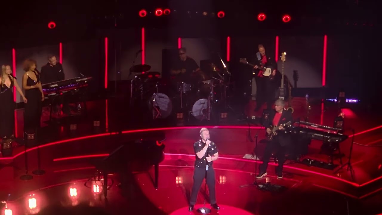 Gary Barlow sings Patience by Take That Live At The Liverpool Empire 2025