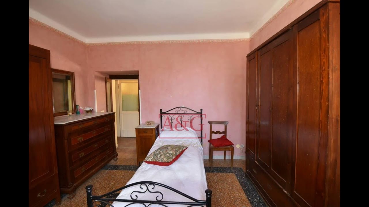 Casa cielo-terra in Vendita a Monte San Martino (MC)