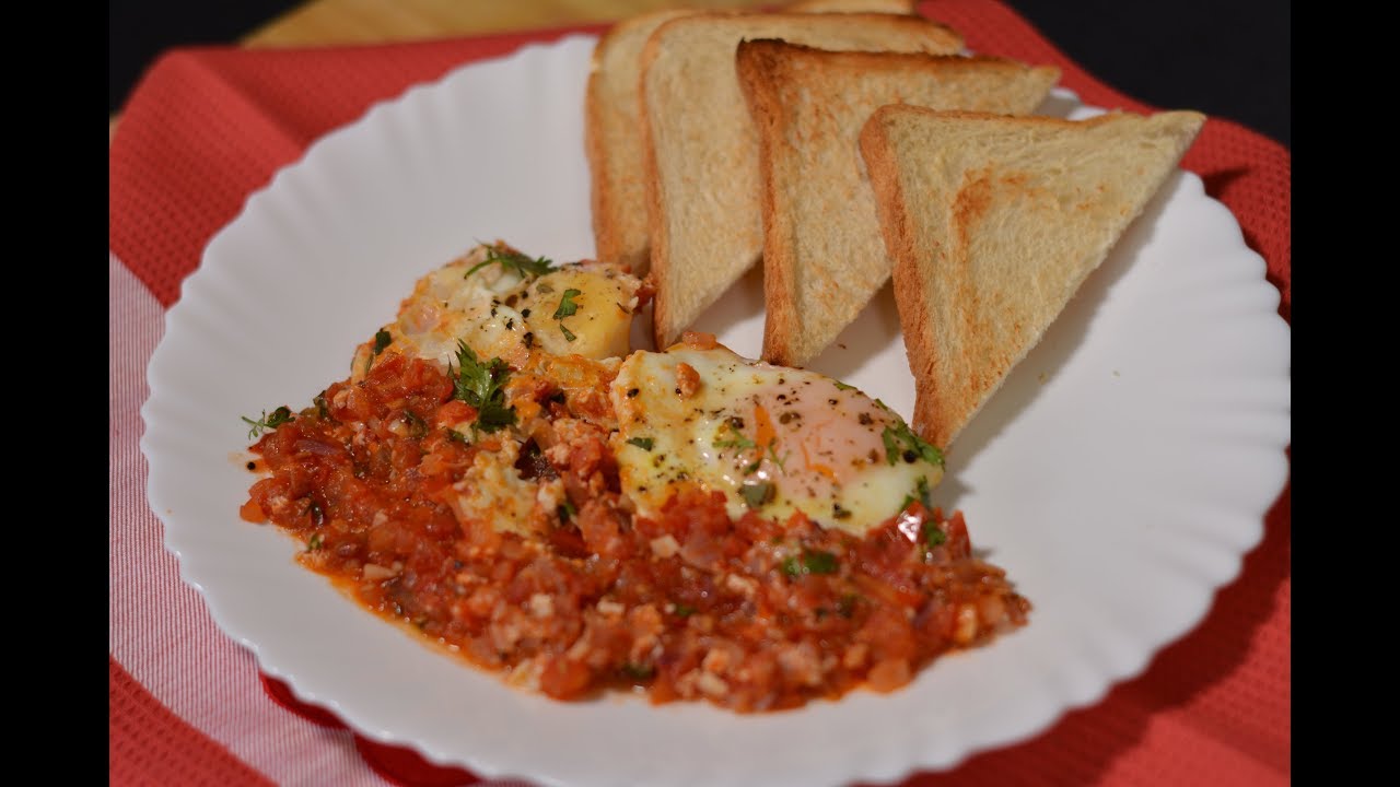 Simple and Tasty Shakshuka Recipe (Eggs in Tomato sauce)