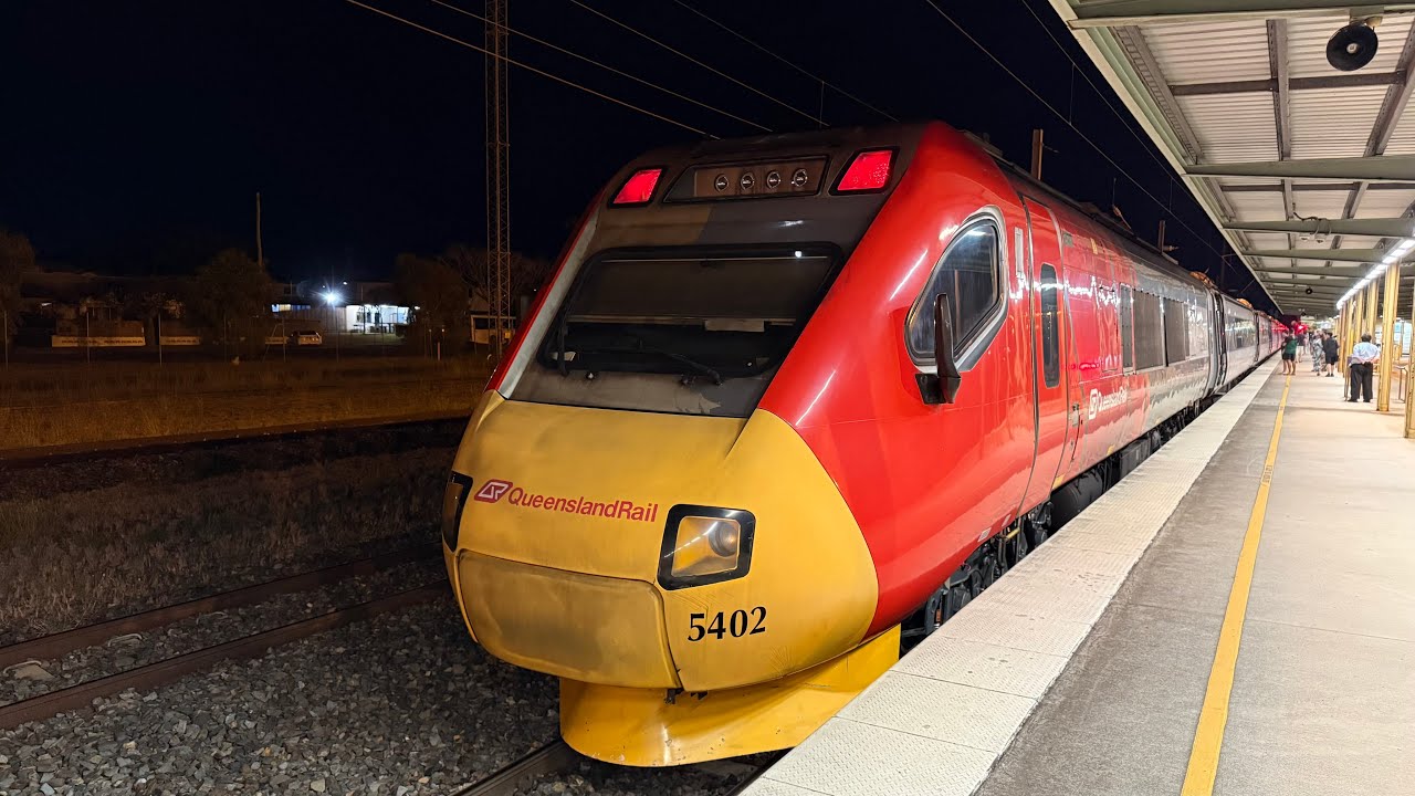 Brisbane to Cairns by rail with sleeper | Spirit of Queensland