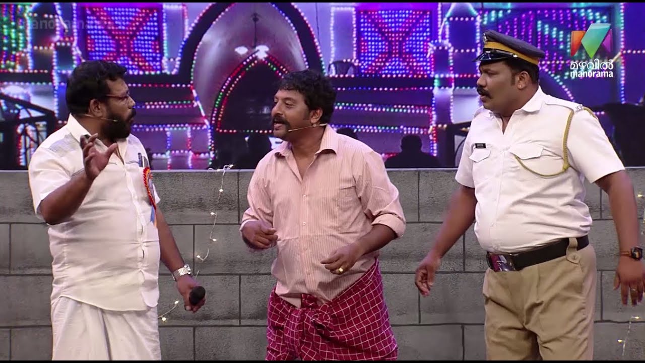 ഇതാ അതിഗംഭീരമായ ഘോഷയാത്ര ചിരിയാഘോഷം വേദിയിലേക്ക്  | Bumper Chiri Aaghosham