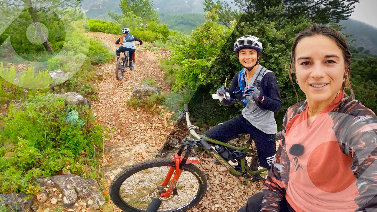 La Trialisante, Mont Cruvelier (FR) | A ride down Morgane Such and Isabeau Courdurier's local spot!