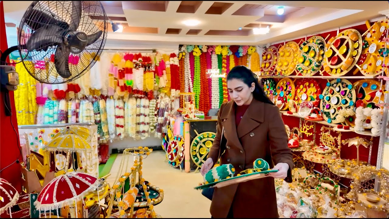 Best Khussa Designs | Mehendi Decor | Gift Packing Baskets at Wholesale Rates |Neon Customise Banner