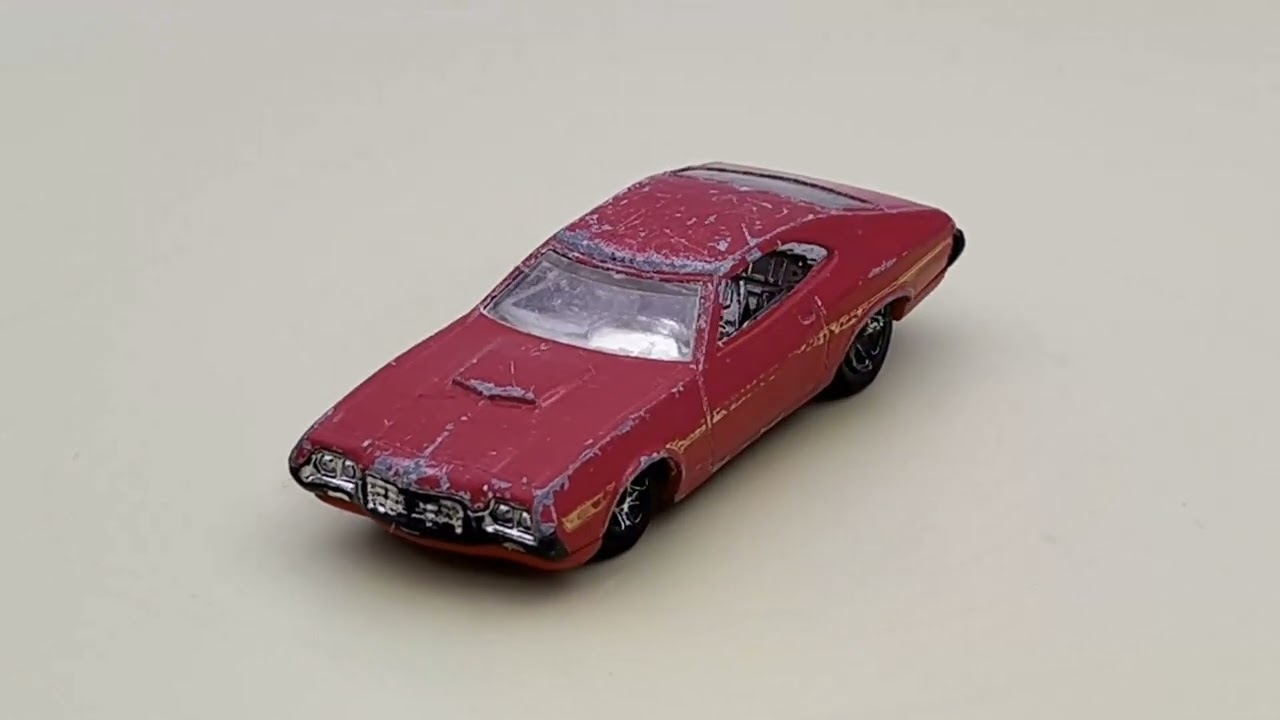 ford gran torino sport 72 hot wheels 2010 c45
