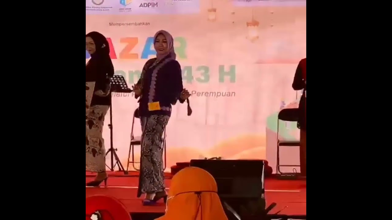 Finalis Lomba Fashion Show Kebaya Kartini Dharma Wanita Persatuan Tingkat Provinsi Jawa Barat