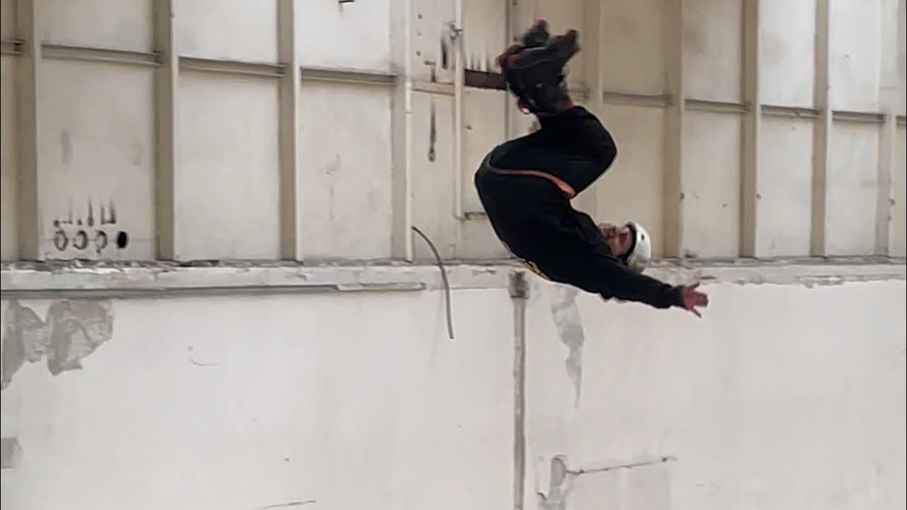 Am Facut Frontflip La 39 Ani/După 25 De Ani Pe Role/Excursie AMB/Action Cloud