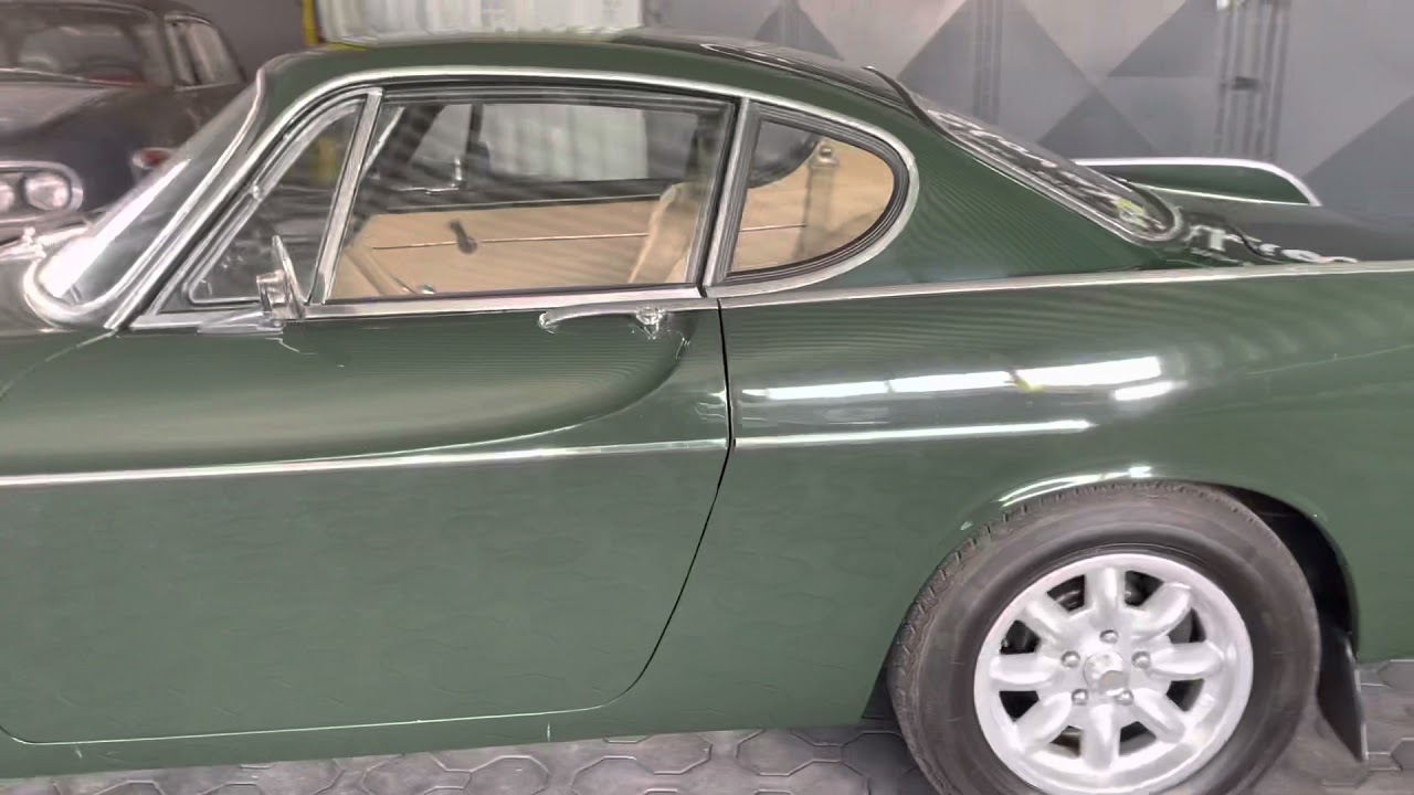 Volvo P1800s
