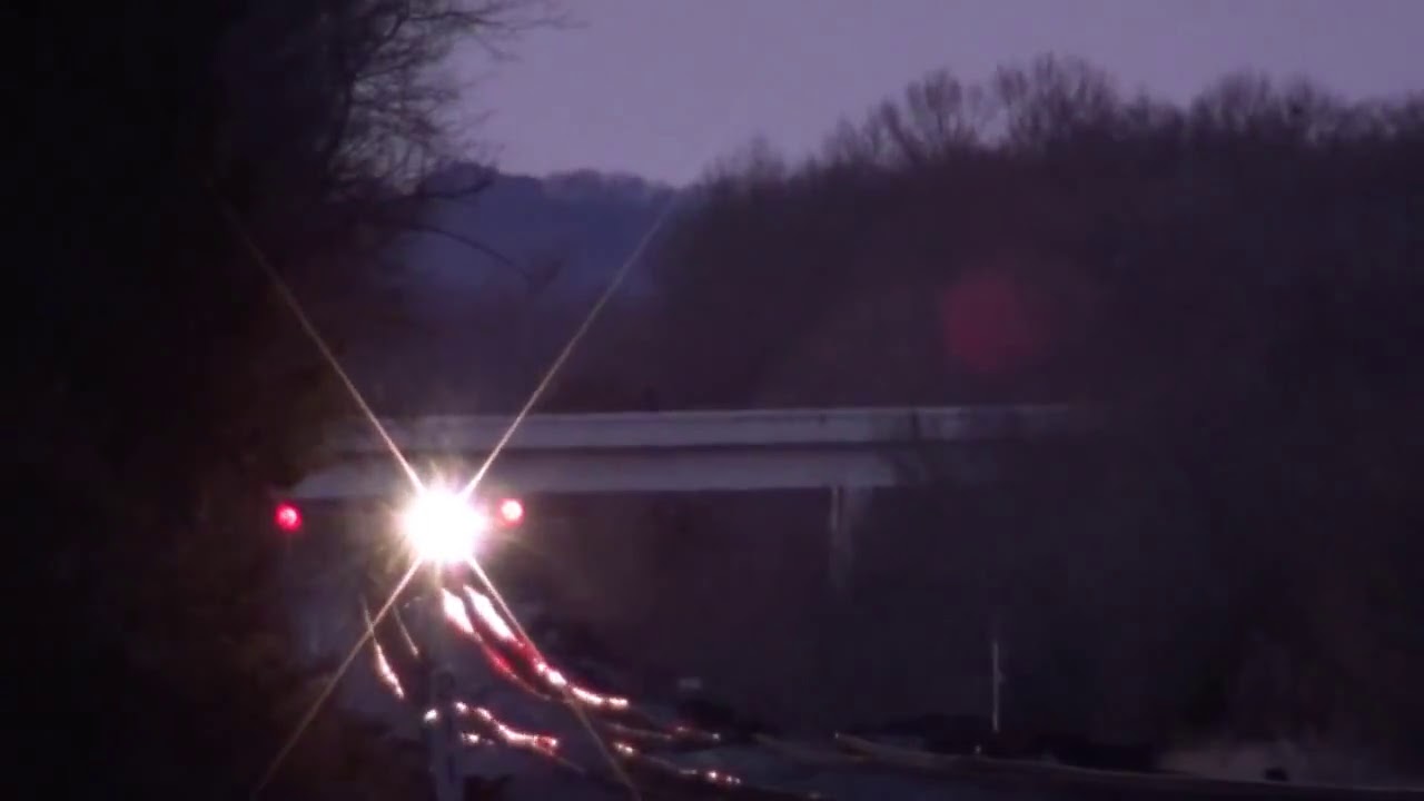 Happy New Year!!! Railfanning The CSX S&NA North Subdivision @ McDaniel, TN (1-1-12)