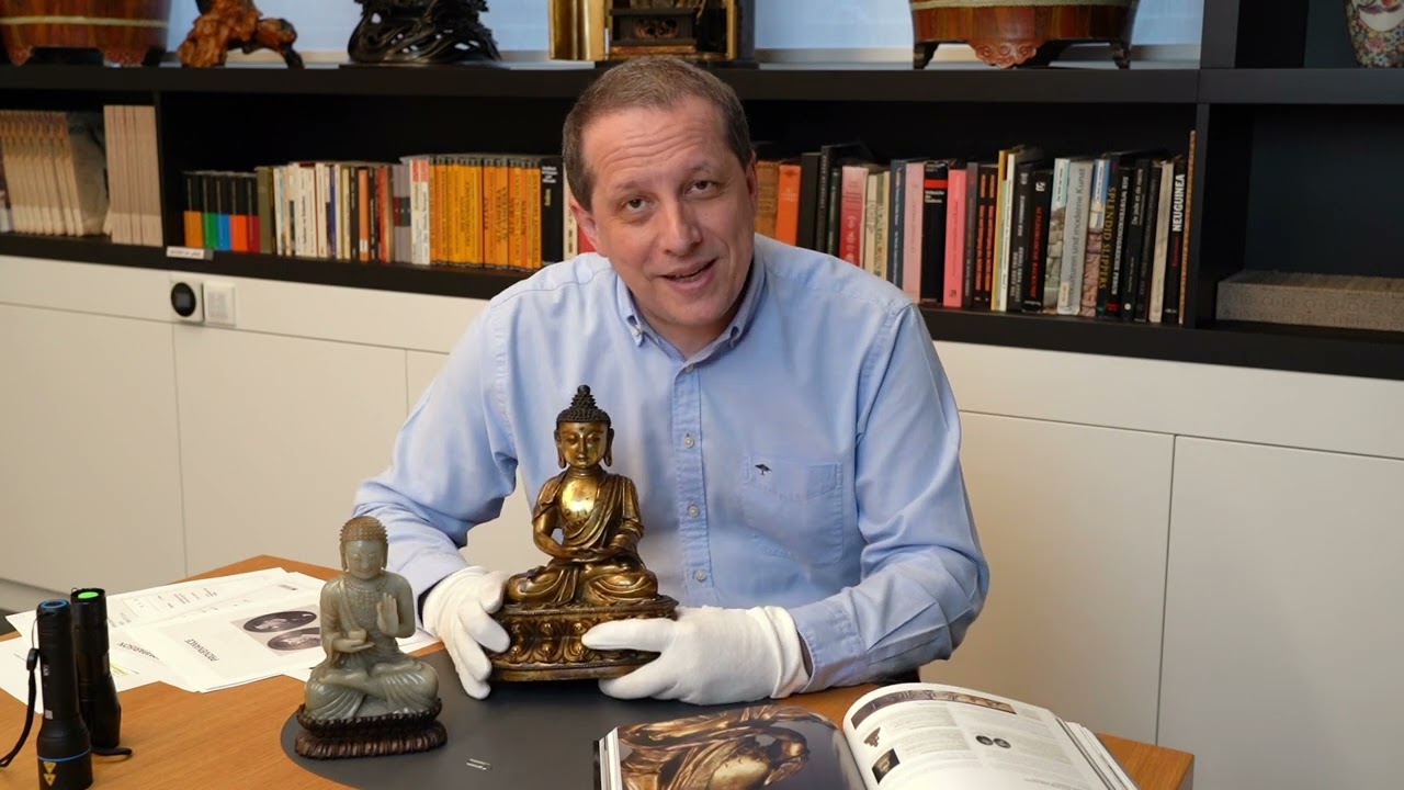 LOTS 40 & 161: RARE GILT BRONZE AND JADE FIGURES OF BUDDHA