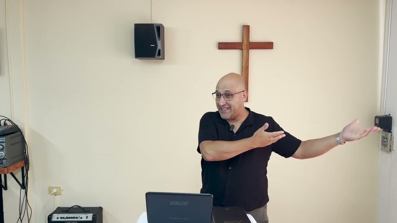 Pr. Walter Giorgi. Vístete de amor.