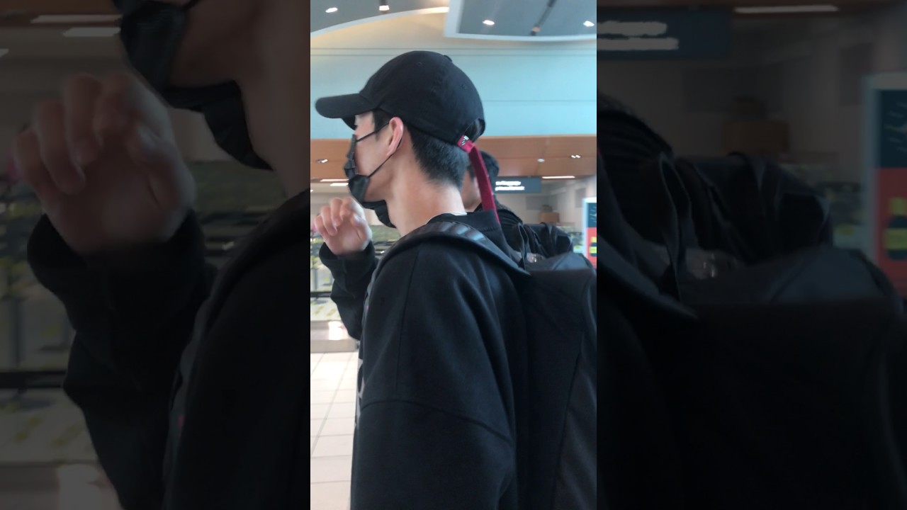 G-Dragon at the Toronto Pearson Airport heading back to Seoul, Korea [version 1] [170731]