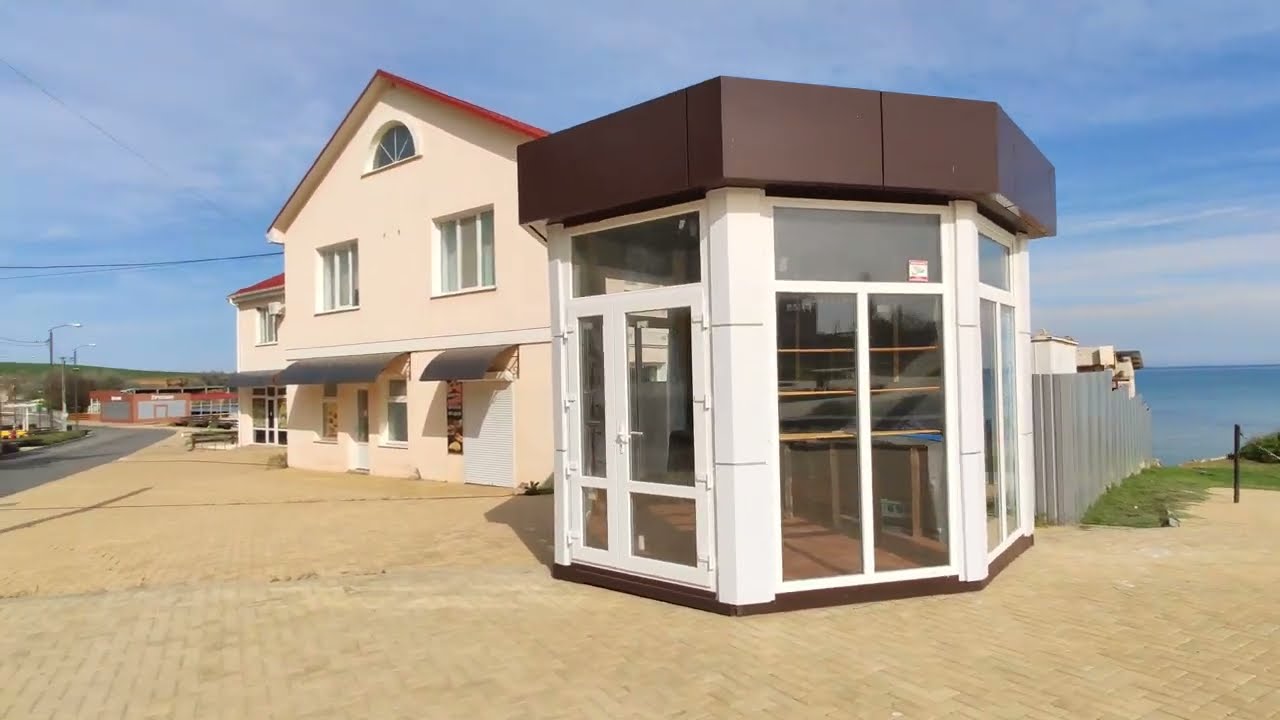 Набережная в с. Угловое,Бахчисарайский район.Живописные, обрывистые берега мыса Лукулл. Крым май2022