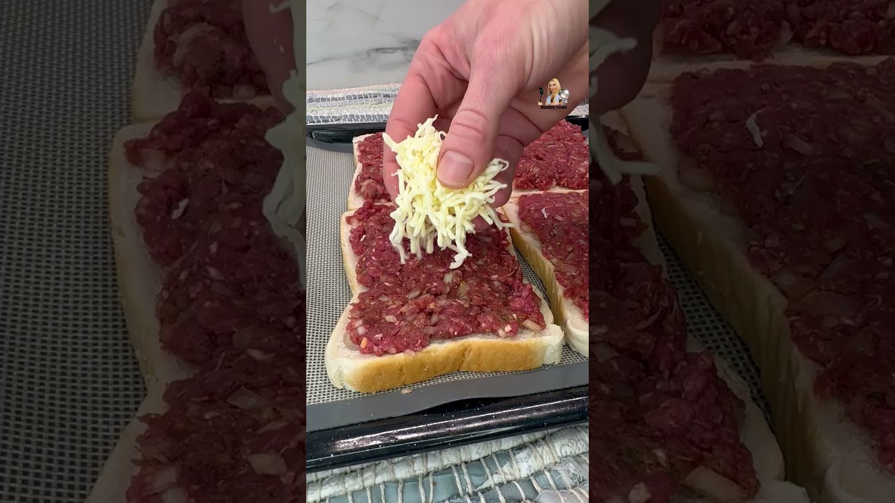 Запеченный хлеб 🍞 с мясным фаршем 🥩. Быстрый и простой рецепт🥘‼️.