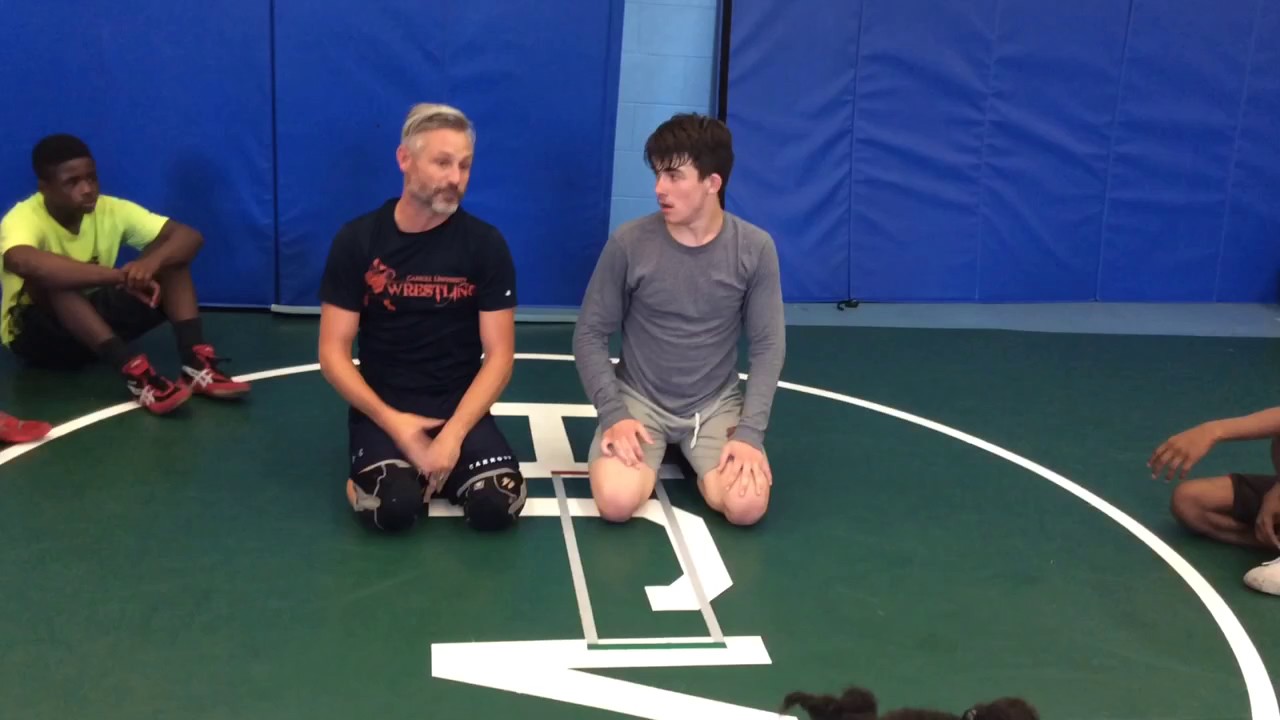 Crossface cradle defense