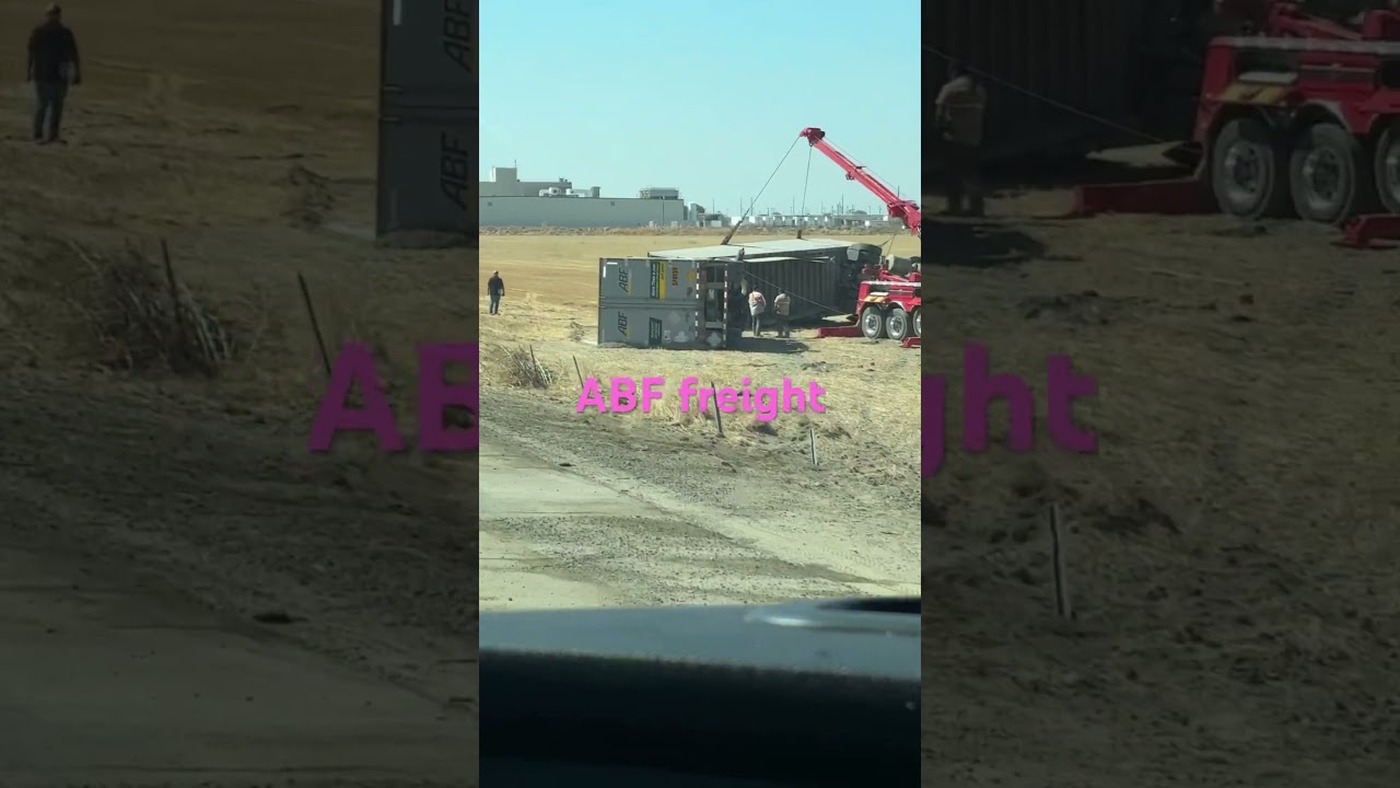 ABF freight pulling doubles crashed on the 99 #shortvideo #truck #shorts