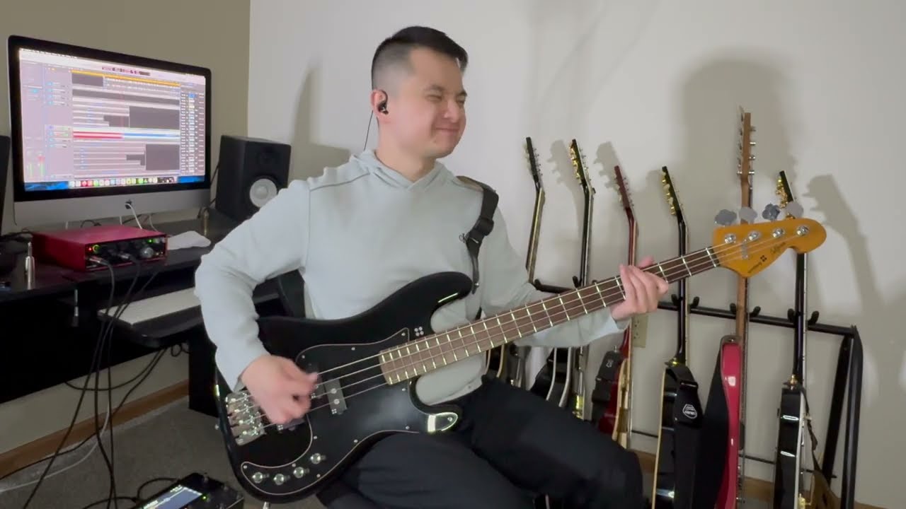 Sandberg VM4 vs Fender Deluxe vs Fender Road Worn Bass