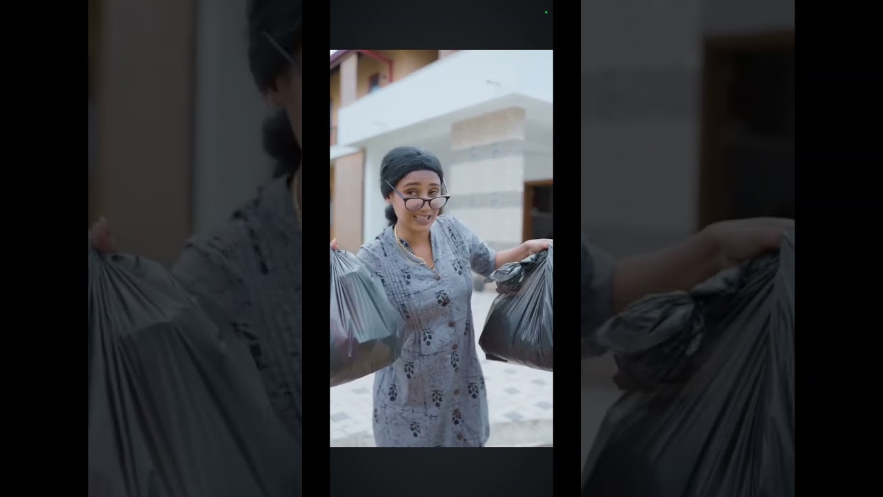 මෙහෙම ගමේ ඉන්න ඇන්ටිලා ඔයාටත් ඉන්නව ද ලමයි 😂😂💔