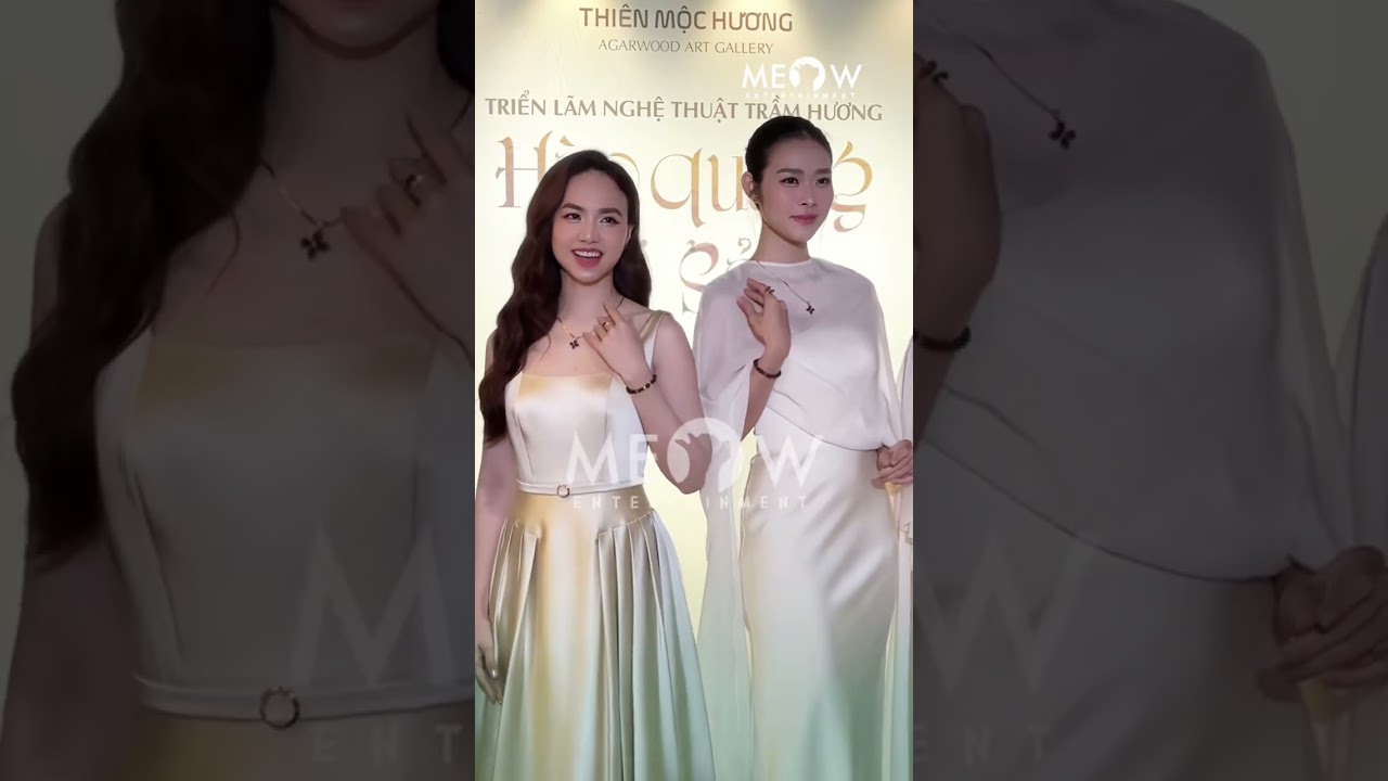 Gấp đôi nhan sắc khi Đinh Ngọc Diệp - Diệp Bảo Ngọc cùng chung khung ảnh tại sự kiện