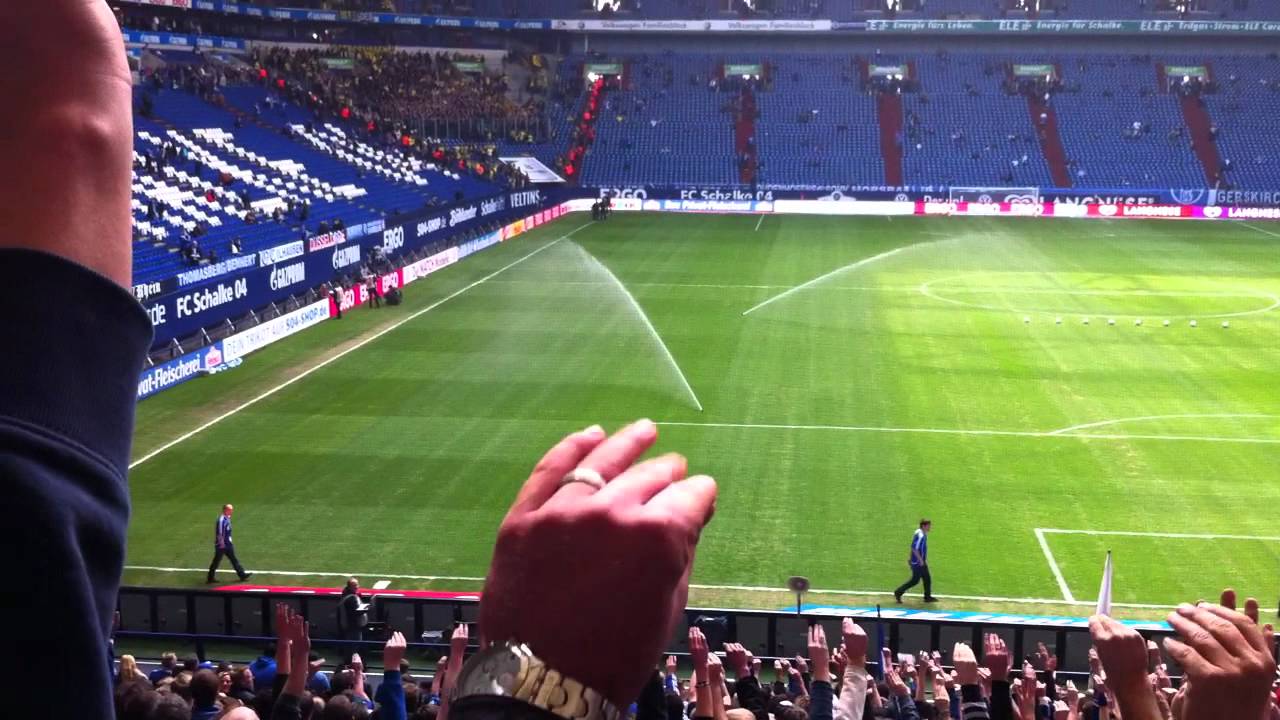 Schwarzgelbe-Scheiße + Trillerpfeifen | Schalke 04 - Dortmund | HD
