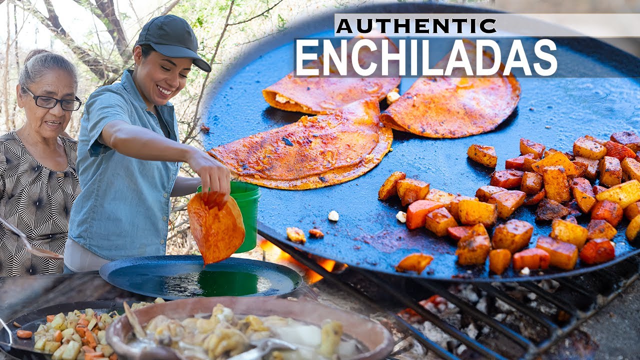 Mexico's street food: Enchiladas Rojas