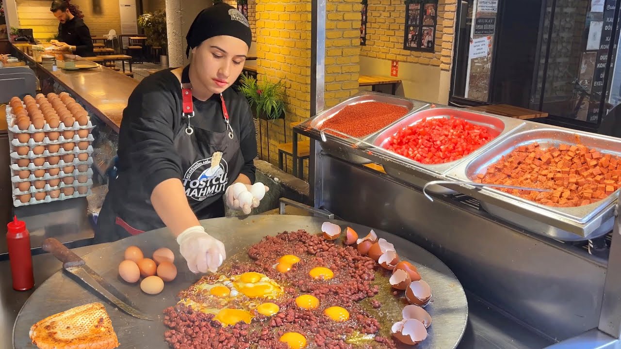 Beautiful Chef Cooks the World's Most Delicious Toast - Legendary Street Foods