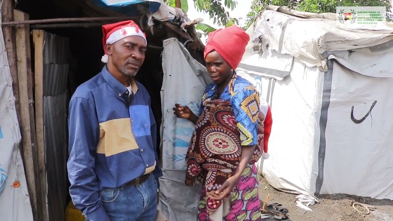Les enfants des Pygmées de Mubambiro au Nord Kivu fêtent Noël le 25/12/2025