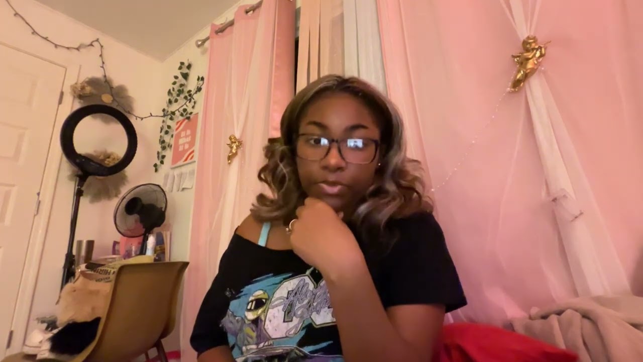 Aniyahjaii diary 📔 Saying how I feel, Let’s talk About it !