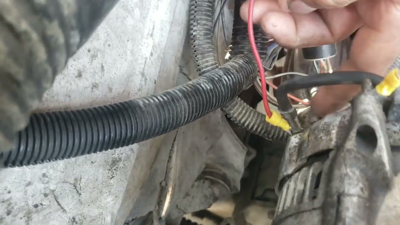 COMO SE CONECTA UN REGULADOR EXTERNO DE FORD AL ALTERNADOR DE CUALQUIER VEHICULO EJEM.DAKOTA 88