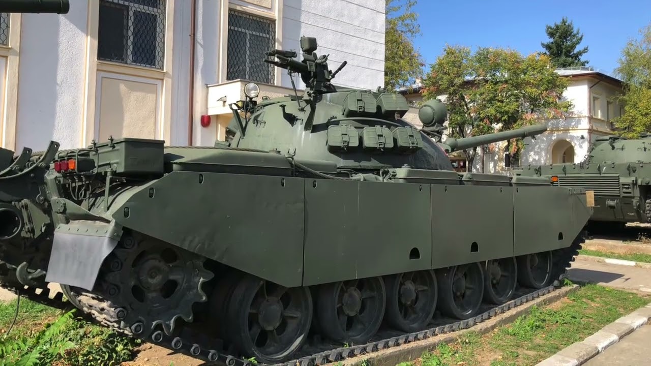 TANQUES y AVIONES de GUERRA SOVIETICOS y RUMANOS.