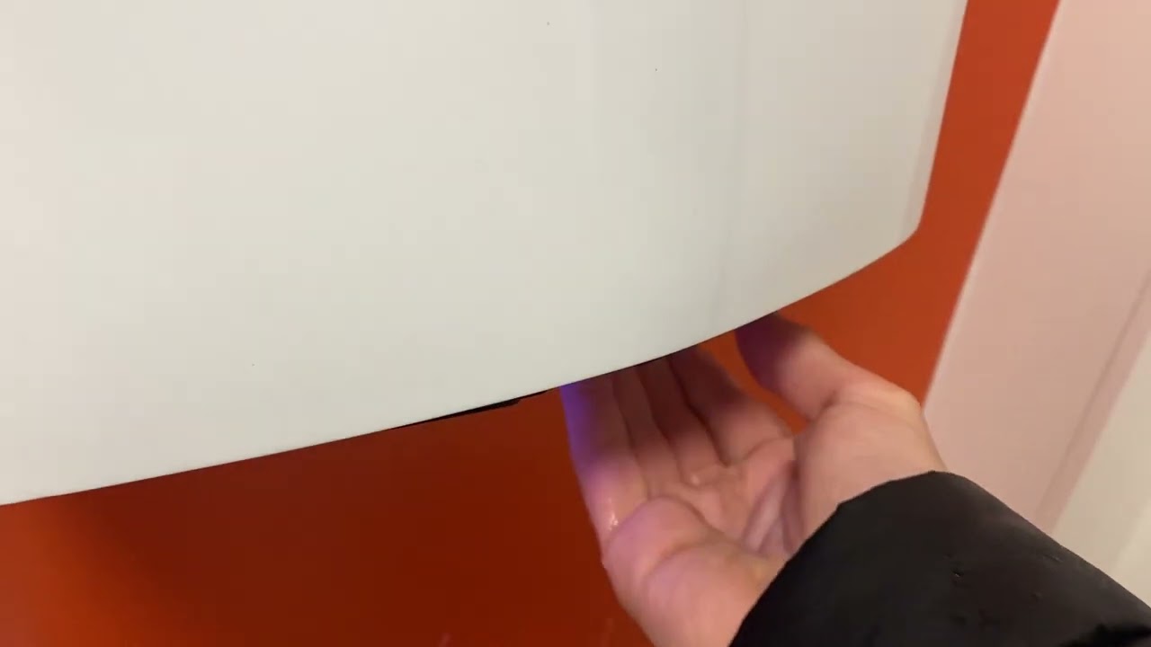 Kuaierte K2015 (TekFlo Edge) at B&Q Hillsborough ♿️🚻🚼