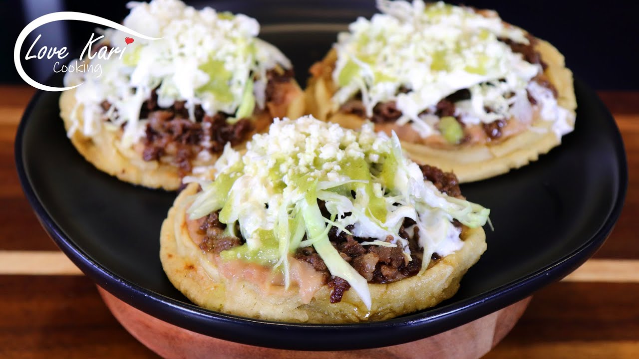 How To Make Sopes Con Carne Asada a la Mexicana Pellizcadas Gorditas