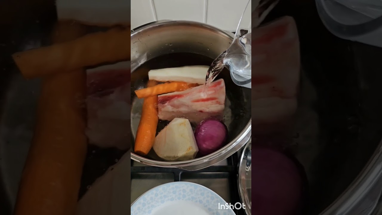 No effort bone broth in the pressure cooker. Excellent base for soups and risotto! 