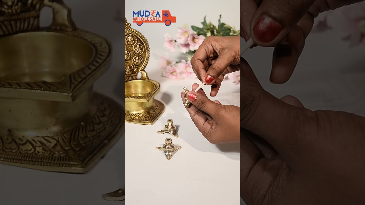 triangular thiri holder