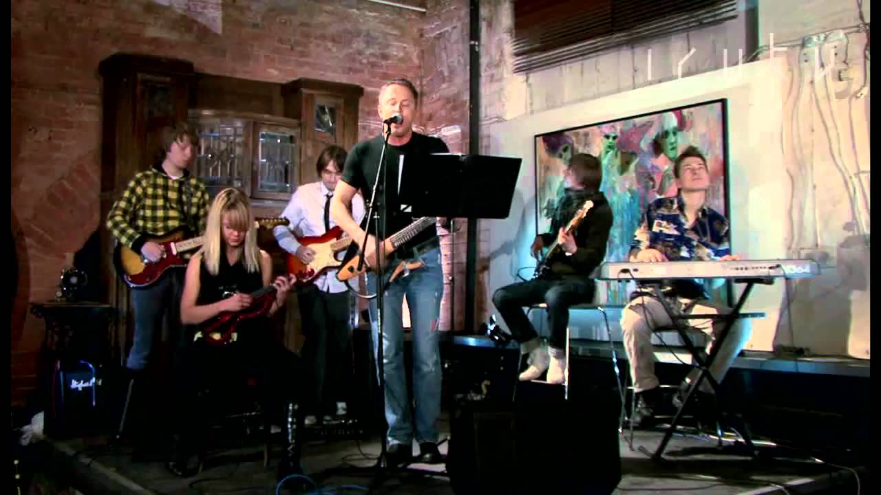 Павел Кашин - По осеннему асфальту (acoustic)