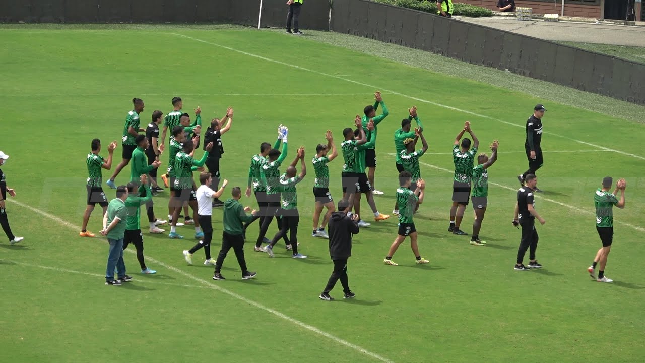 LOS DELSUR COREAN LOS NOMBRES DE TODOS LOS JUGADORES EN LA PREVIA DE LA FINAL EN EL ATANASIO . . .
