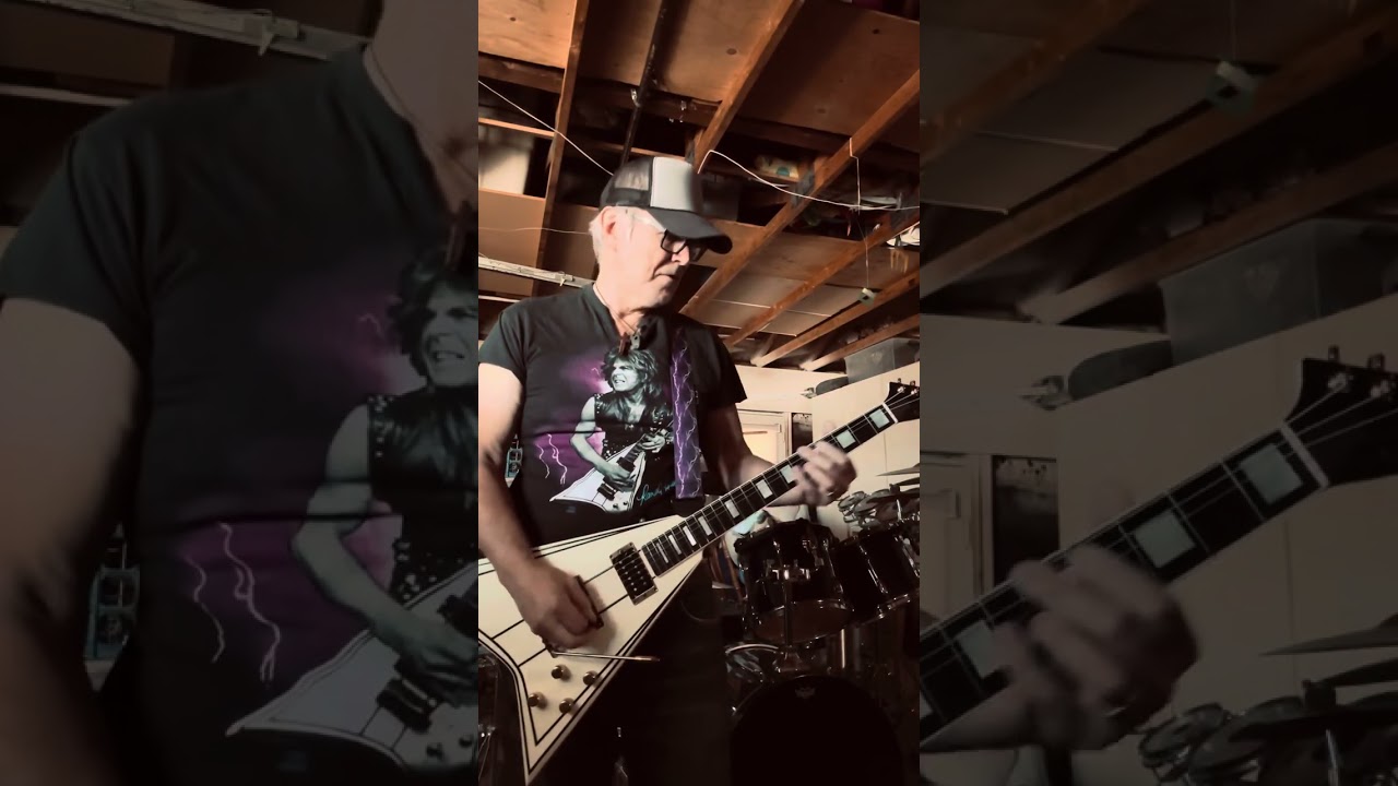 RUBEN REZA - playing my 1992 Jackson Randy Rhoads Concorde