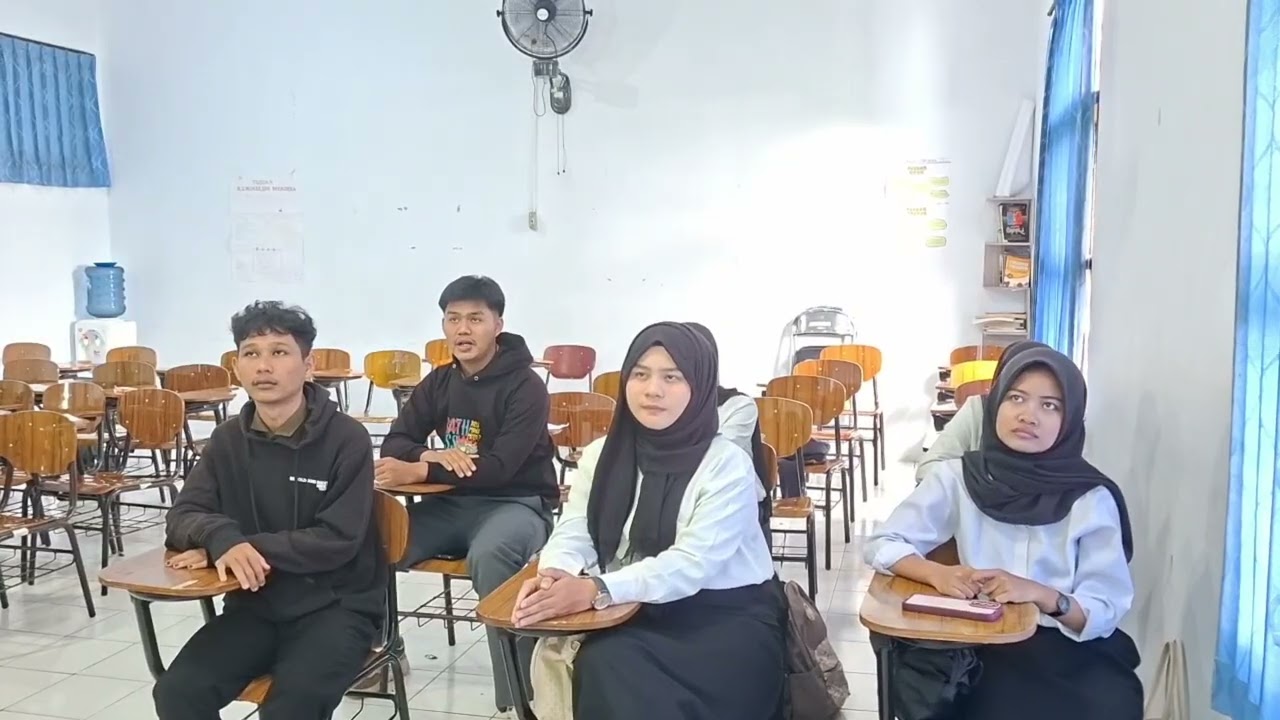 VIDEO PEMBELAJARAN TEKS DONGENG KELAS  VIII SMP