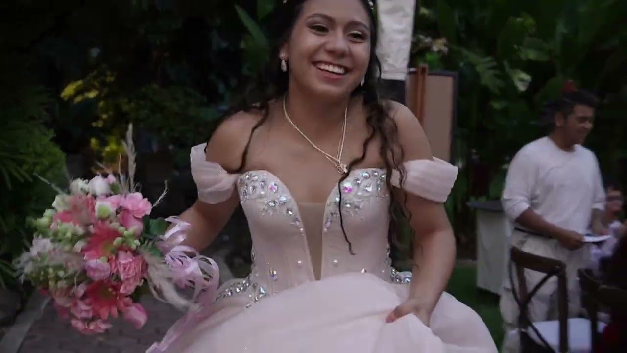 Resumen Xv años Vania