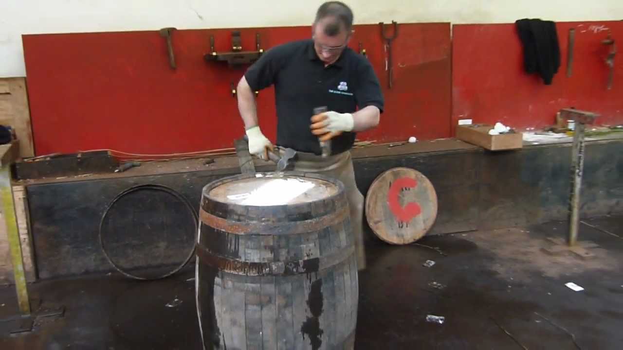 GLENROTHES DISTILLERY COOPERS MAKING BARRELS