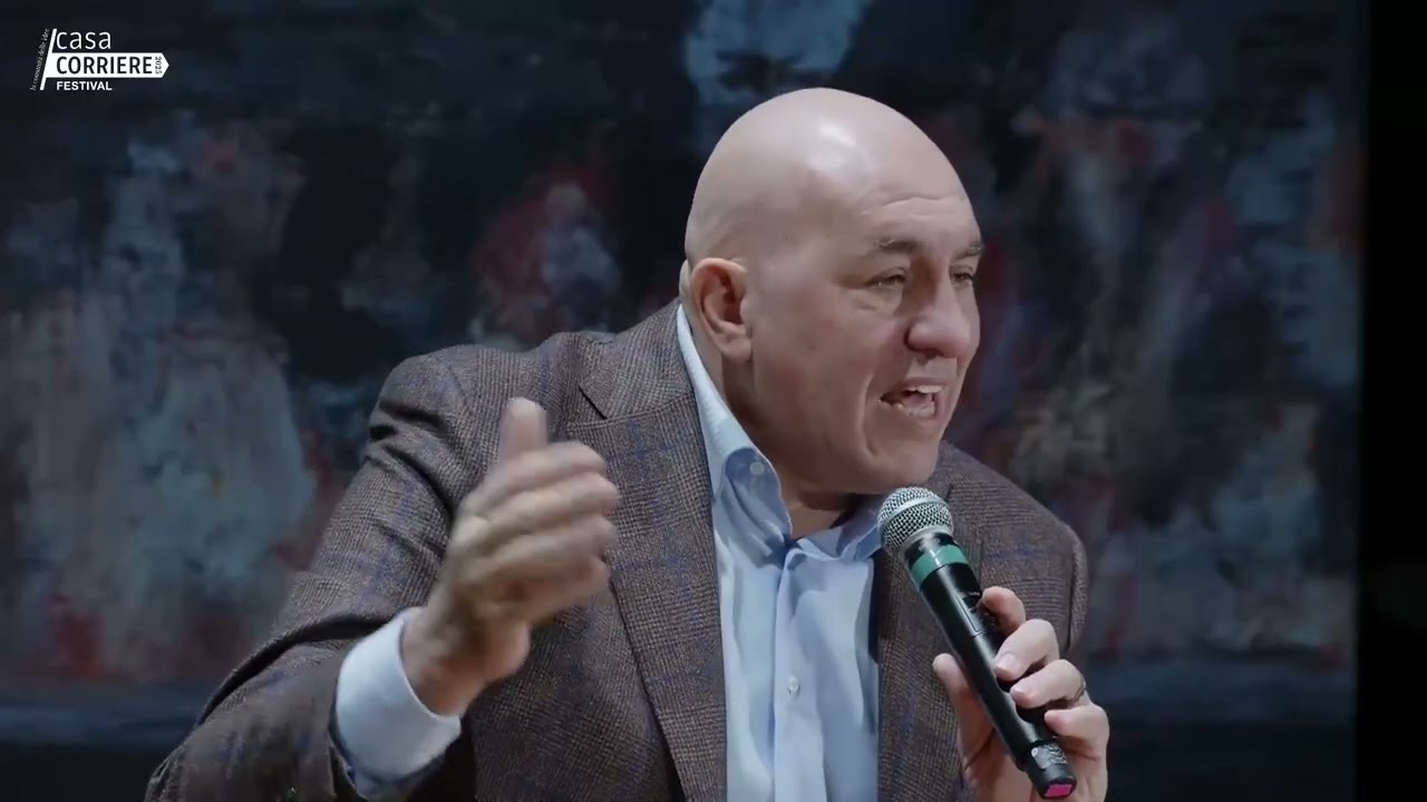 Crosetto su assalto a La Stampa: &laquo;Per formare un'idea non si entra in un giornale e lo si distrugge&raquo;