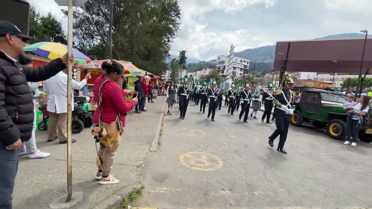 BANDA DE MARCHAS NORSUPAM EXALUMNOS